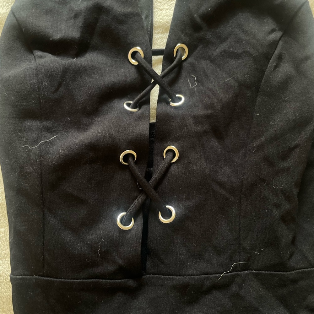 Backless jumpsuit - Picture 2 of 5